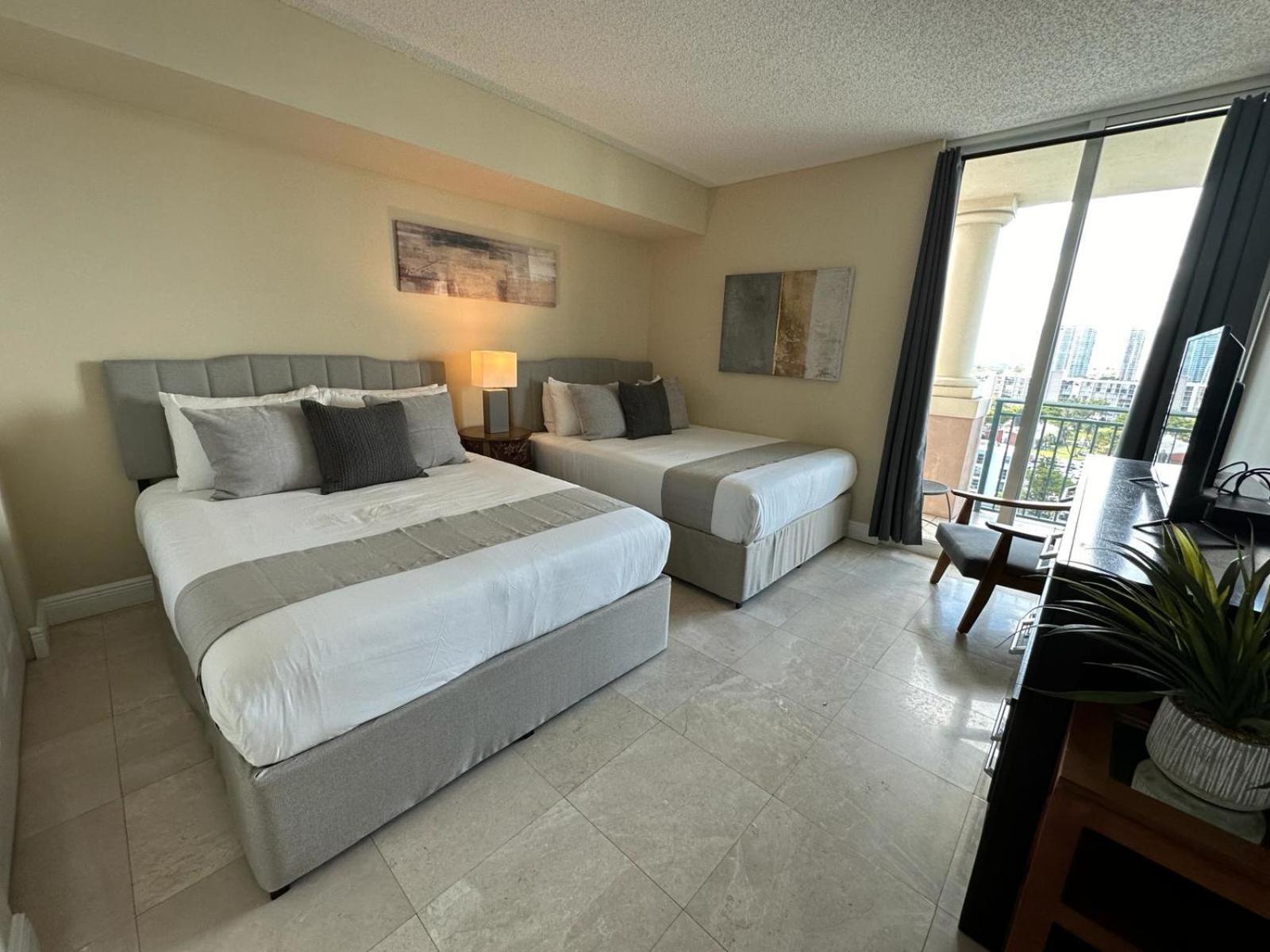 Beautiful Asian Retreat 2Bd 2Bth Apt Min To Beach 마이애미 비치 외부 사진