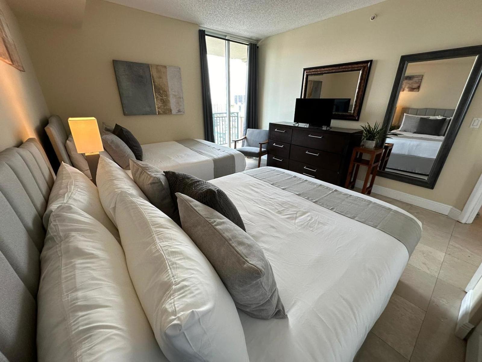 Beautiful Asian Retreat 2Bd 2Bth Apt Min To Beach 마이애미 비치 외부 사진