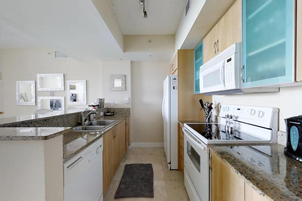 Beautiful Asian Retreat 2Bd 2Bth Apt Min To Beach 마이애미 비치 외부 사진