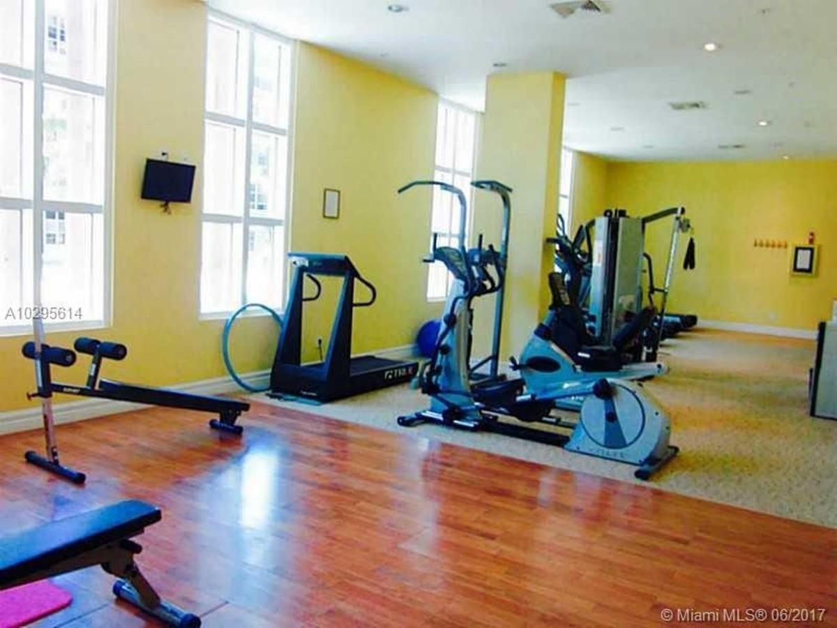 Beautiful Asian Retreat 2Bd 2Bth Apt Min To Beach 마이애미 비치 외부 사진